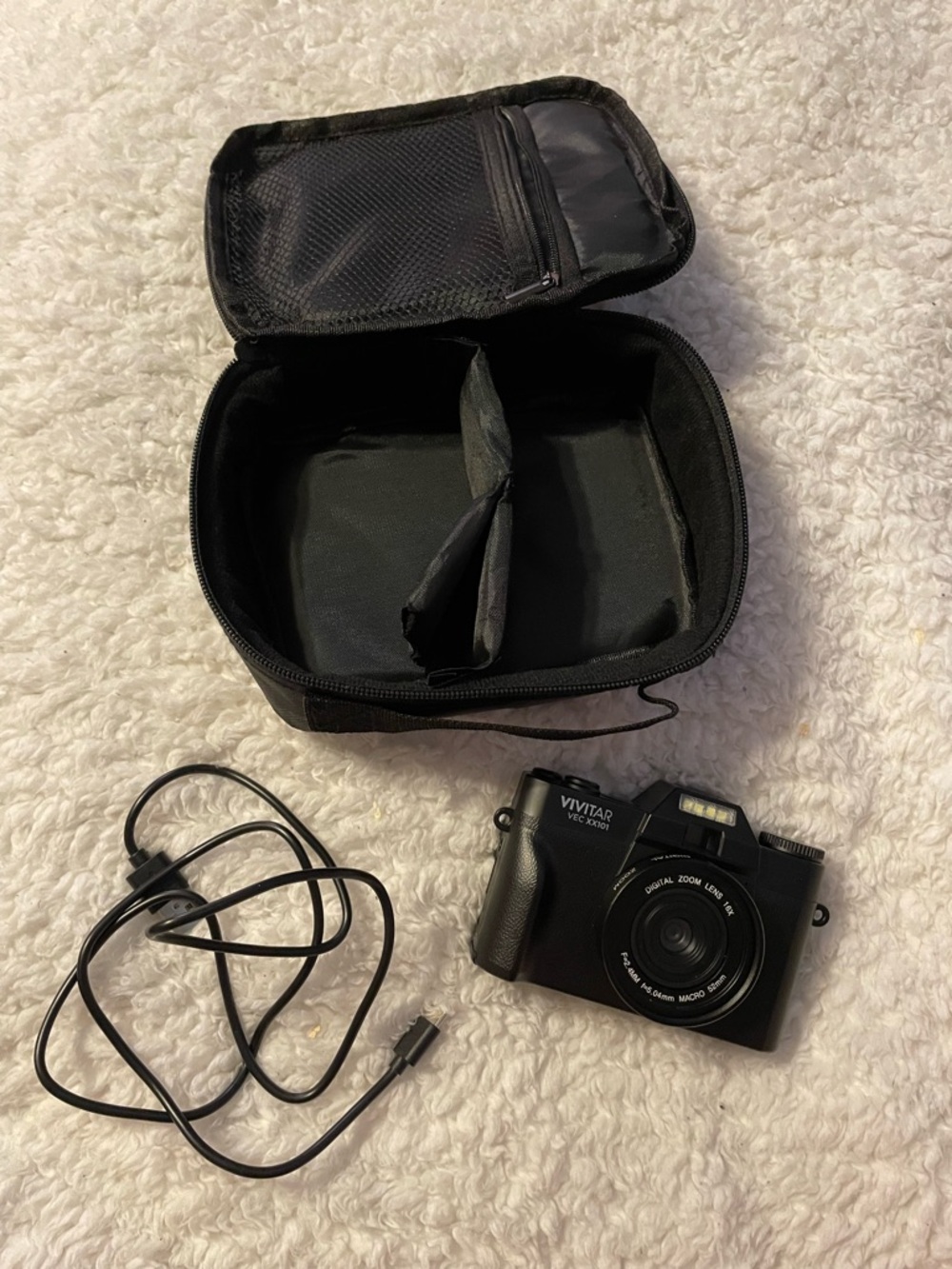 Vivitar digital camera